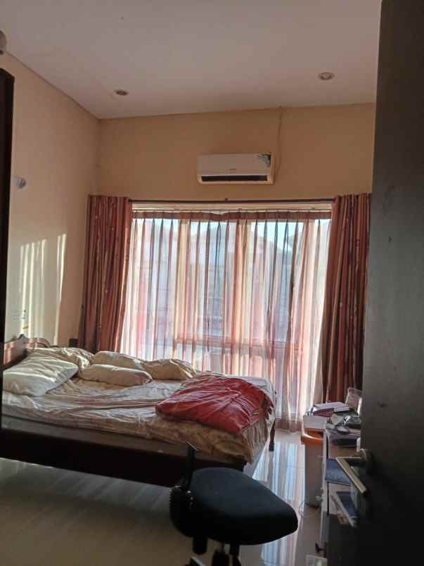 dijual rumah cisaranten kulon arcamanik