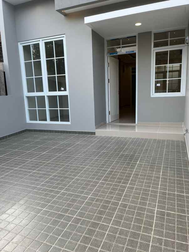 dijual rumah cisaranten kulon arcamanik