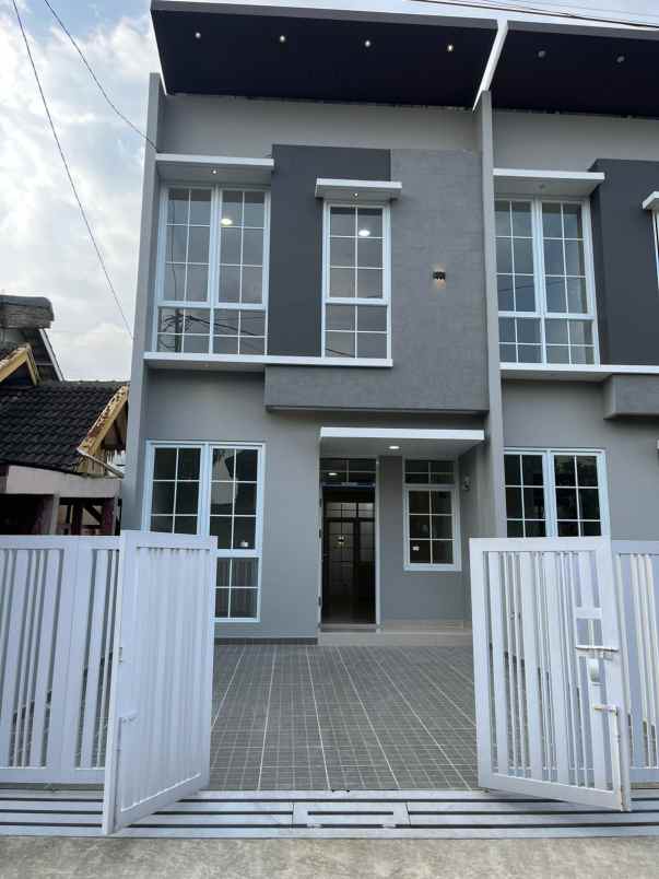 dijual rumah cisaranten kulon arcamanik