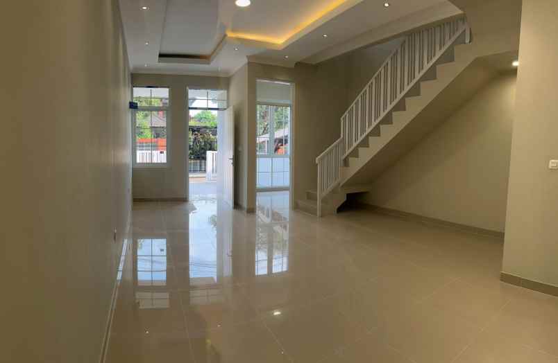 dijual rumah cisaranten kulon arcamanik