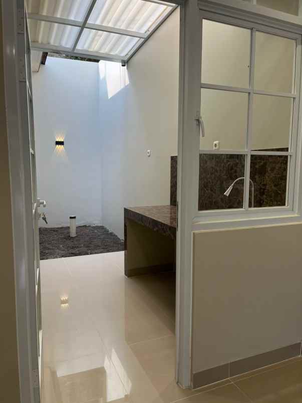 dijual rumah cisaranten kulon arcamanik