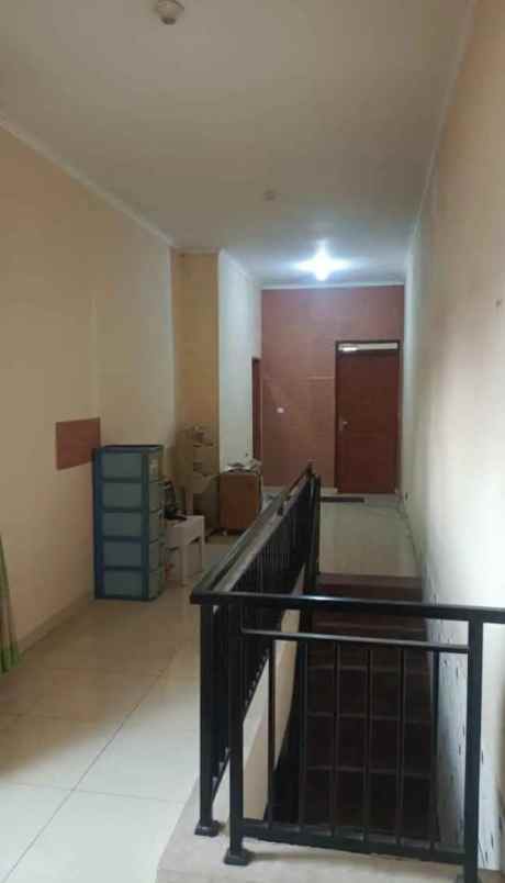 dijual rumah cisaranten wetan arcamanik