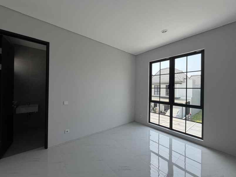 dijual rumah citra garden sidoarjo
