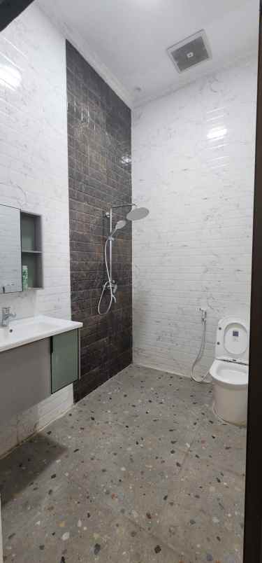 dijual rumah citra sentul