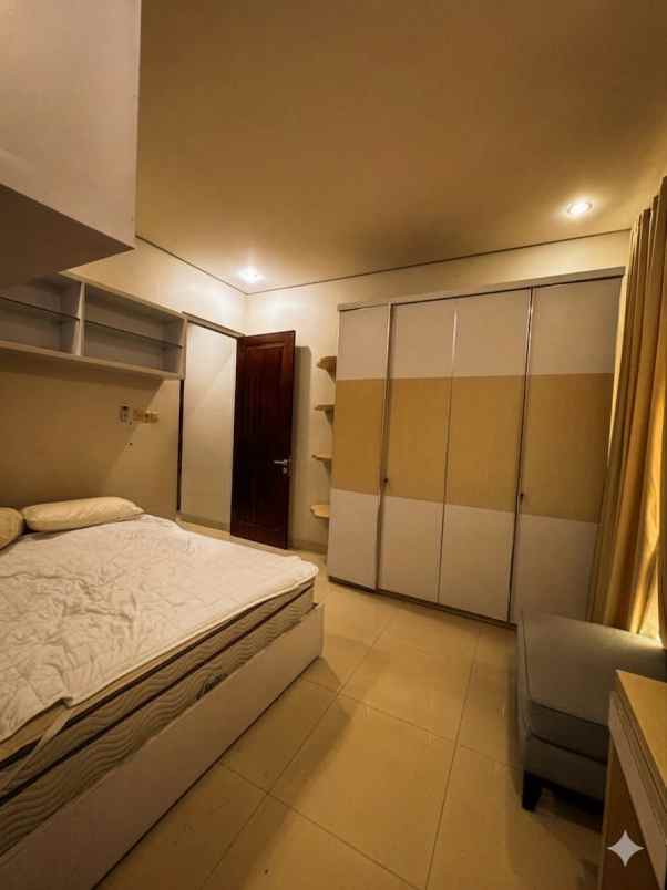 dijual rumah citragran cibubur