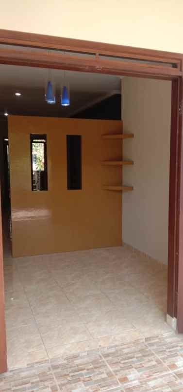 dijual rumah ciwaruga