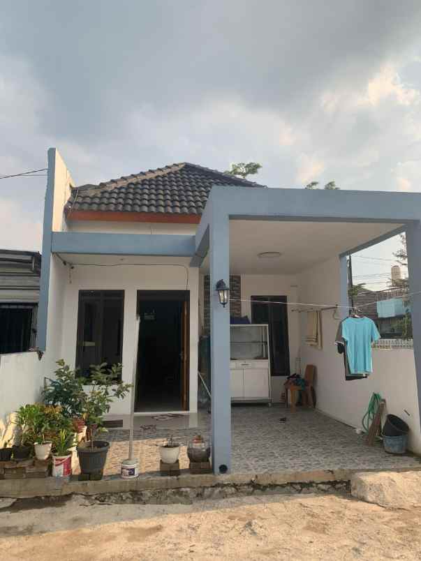 dijual rumah cluster anugerah indah