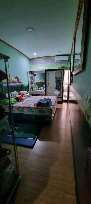 dijual rumah cluster burgundy