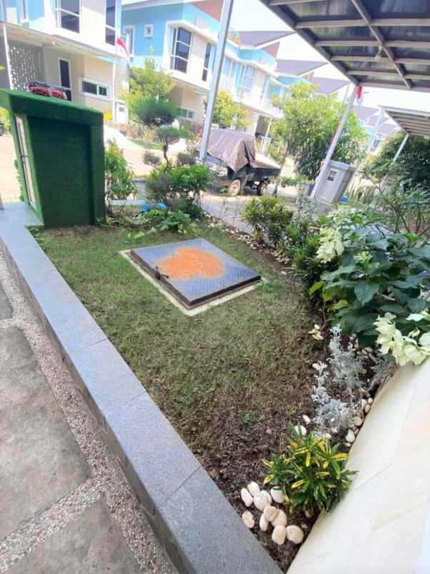 dijual rumah cluster lavesh kota