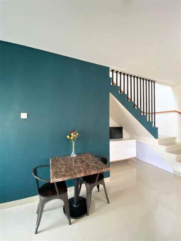 dijual rumah cluster lavesh kota