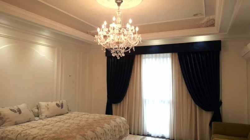 dijual rumah cluster palm spring jgc