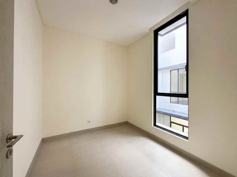 dijual rumah cluster sentarum asya jgc