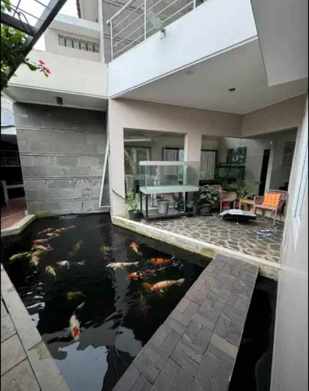 dijual rumah cluster taman diponegoro