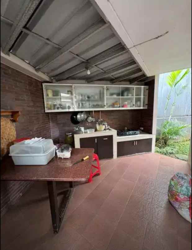 dijual rumah cluster taman diponegoro