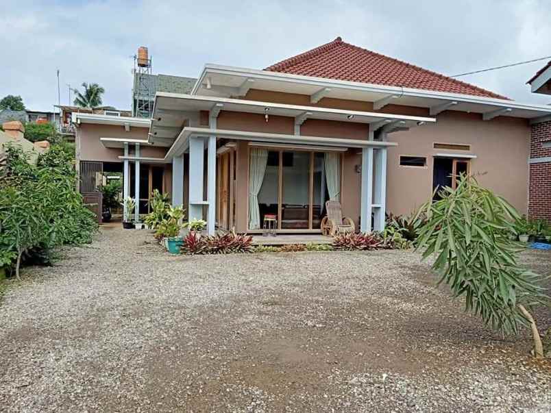 dijual rumah dan ruko