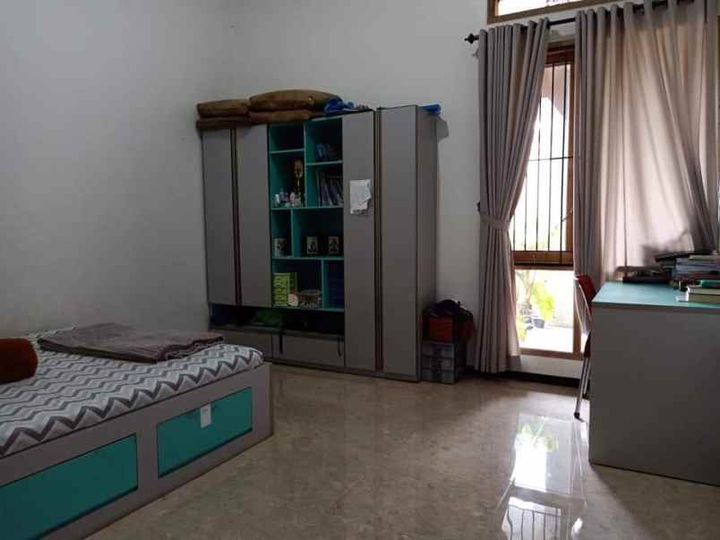 dijual rumah dan ruko