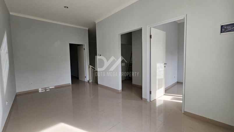 dijual rumah di graha bintaro