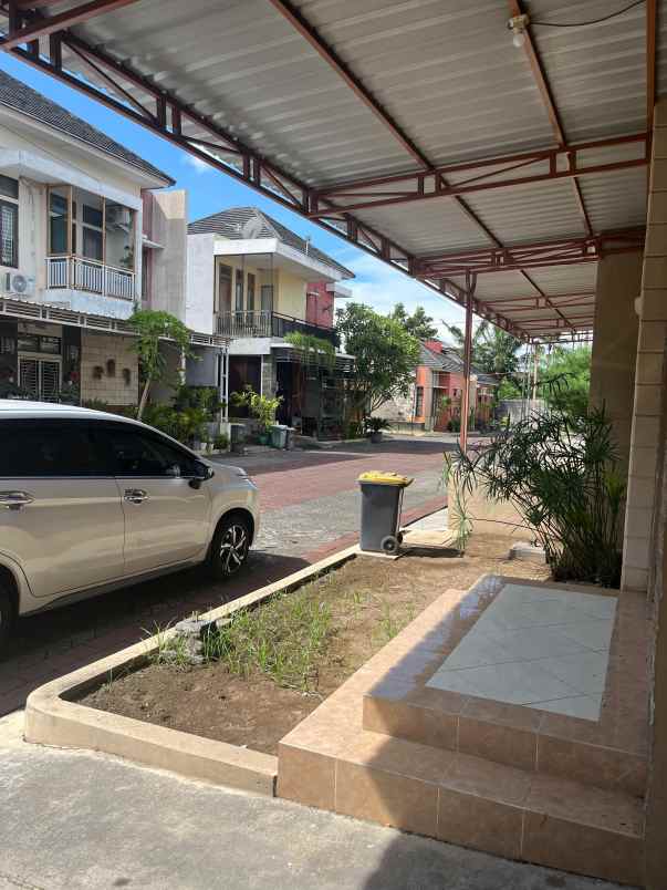dijual rumah di pondok permai colomadu karanganyar