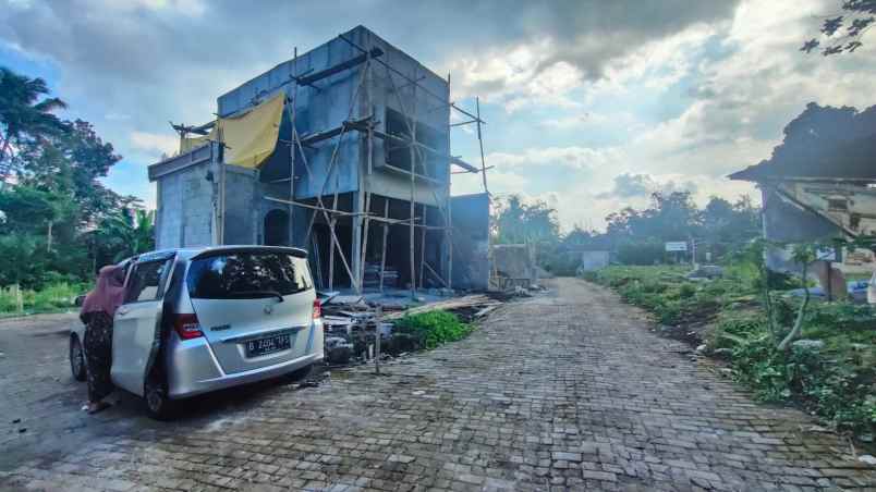 dijual rumah donokerto turi sleman