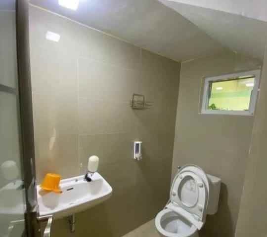 dijual rumah elmont residence c18