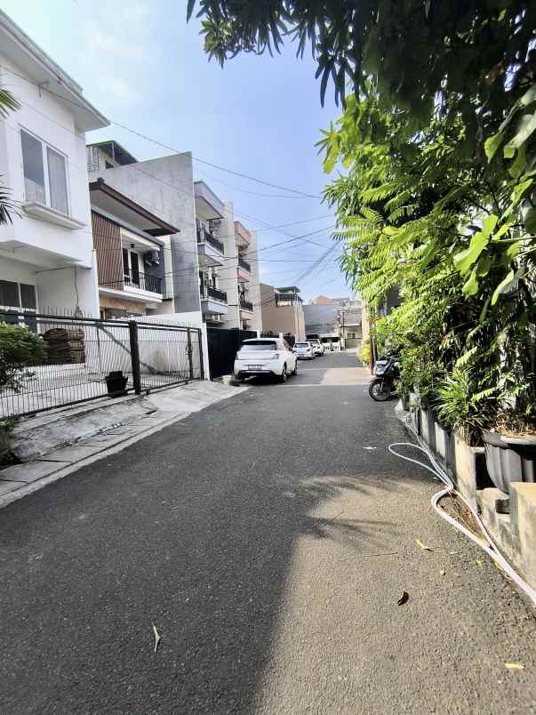 dijual rumah gading cipta residence