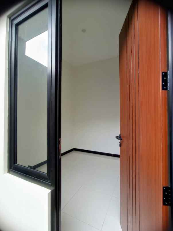 dijual rumah gentan ngebo