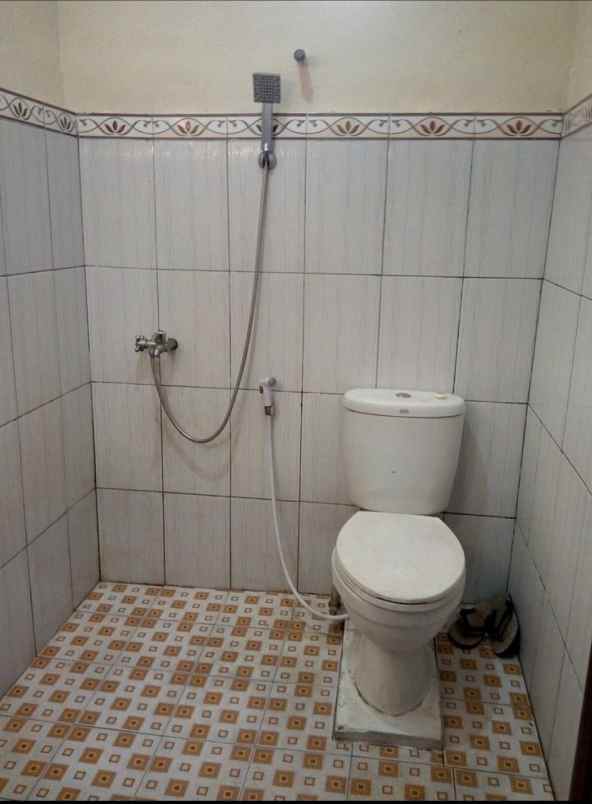 dijual rumah gg sejahtera