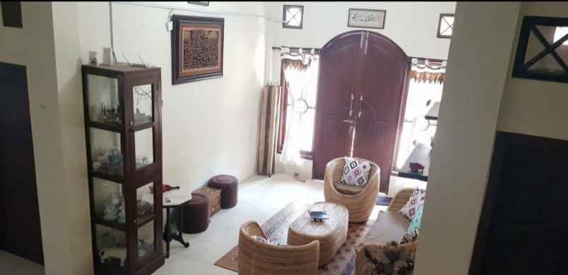 dijual rumah gg sejahtera