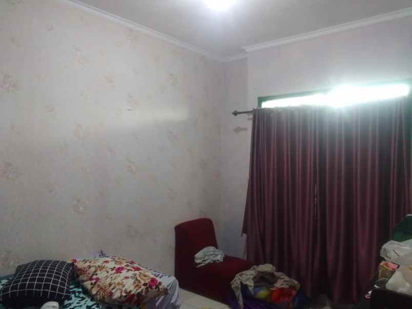 dijual rumah graha bukit raya