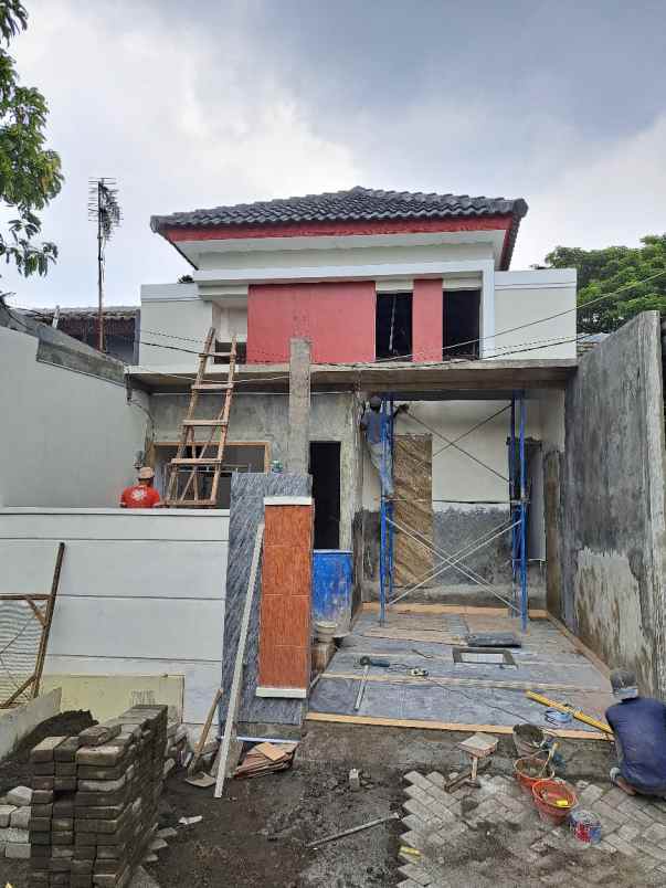 dijual rumah graha indah medayu utara