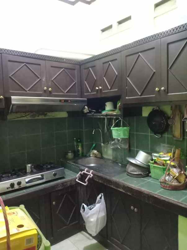 dijual rumah gunung batu pasteur