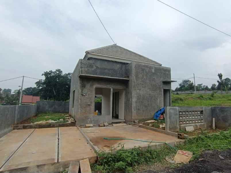 dijual rumah gunung pati