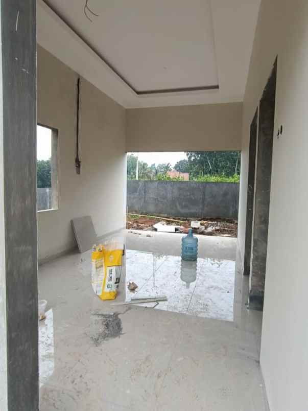 dijual rumah gunung pati