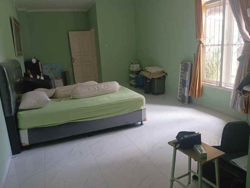 dijual rumah hadap utara di mendal