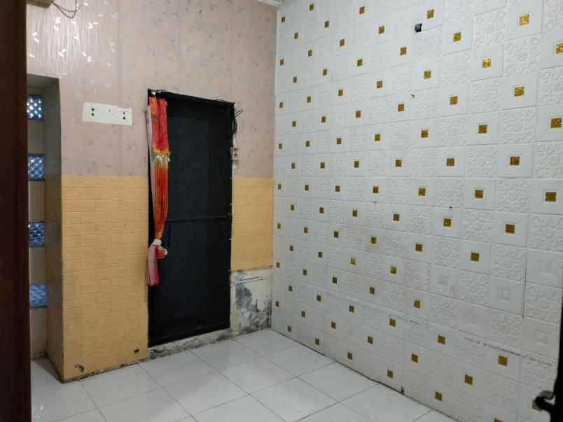 dijual rumah hook siap huni 3 kt 2 km 105m2