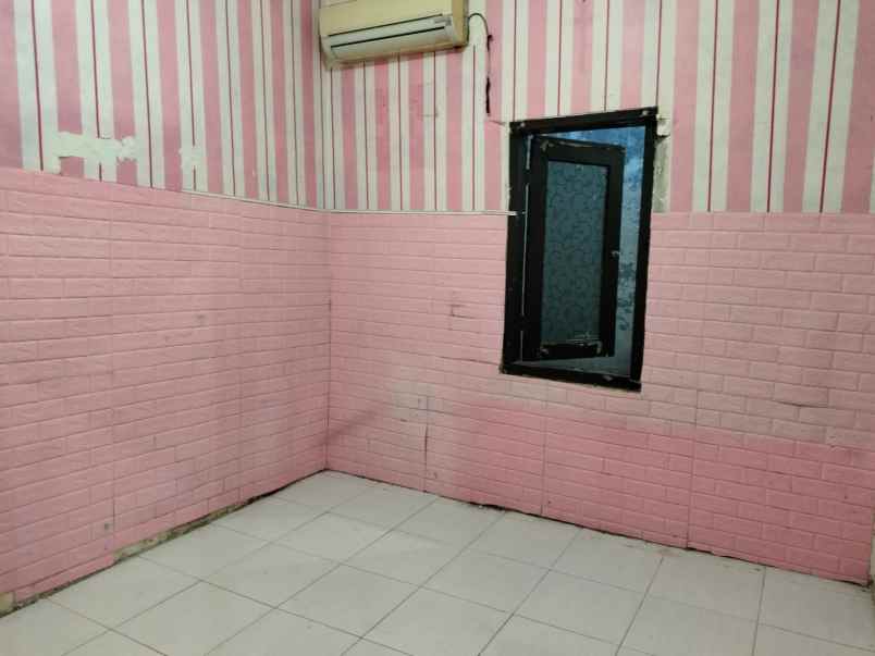 dijual rumah hook siap huni 3 kt 2 km 105m2