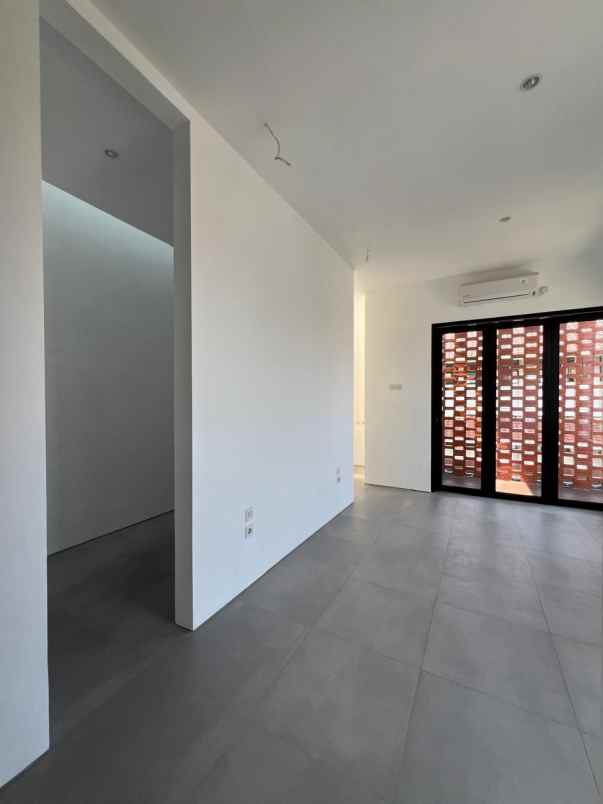 dijual rumah jagakarsa