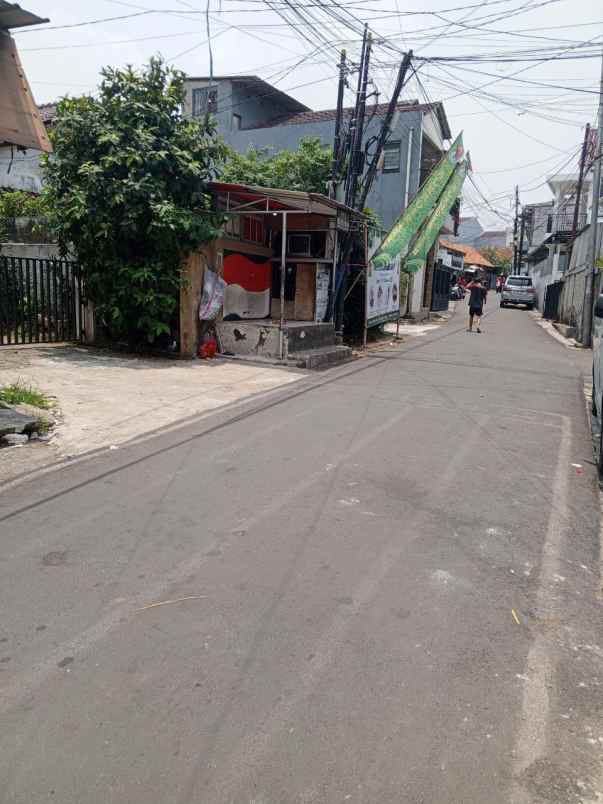 dijual rumah jagakarsa