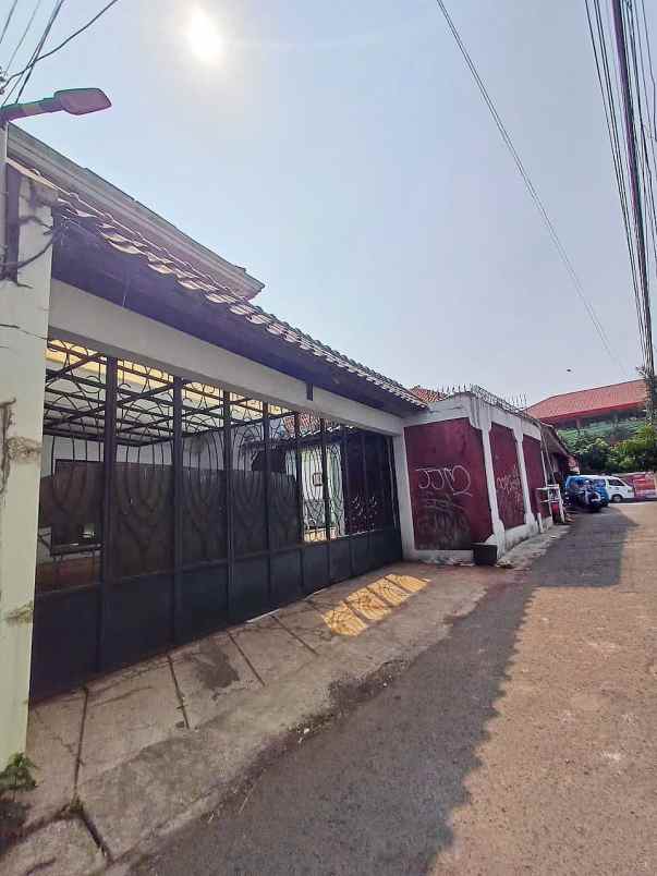 dijual rumah jagakarsa