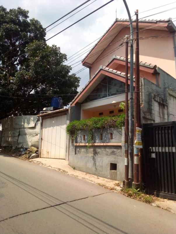 dijual rumah jalan budi