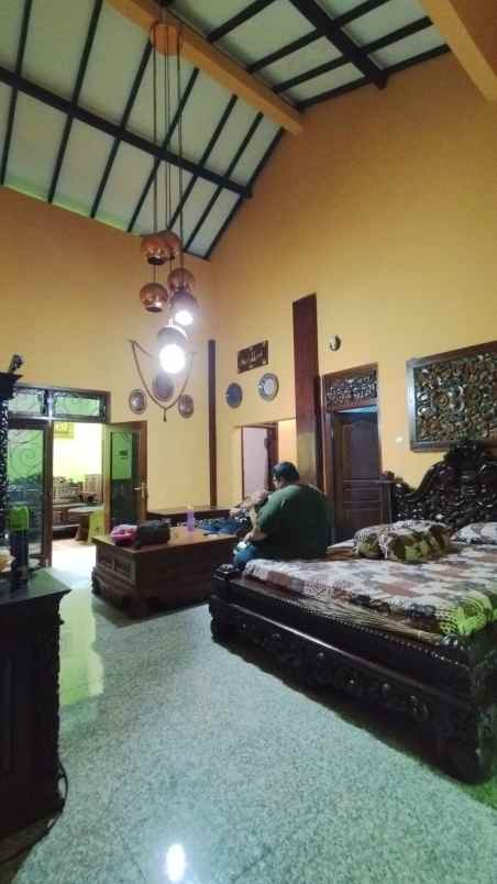 dijual rumah jalan kaliurang km 9 dusun