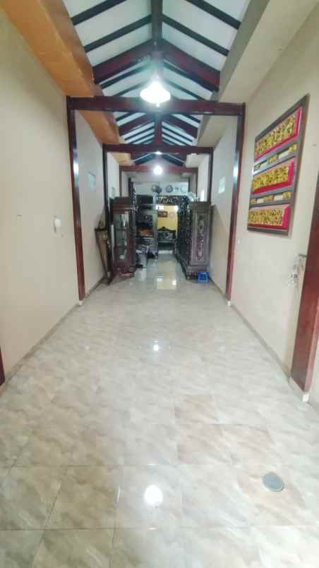 dijual rumah jalan kaliurang km 9 dusun