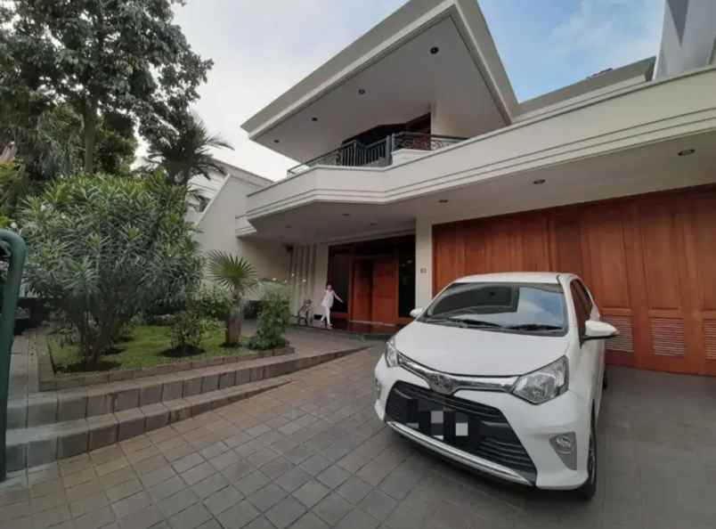 dijual rumah jalan kemang selatan no 20