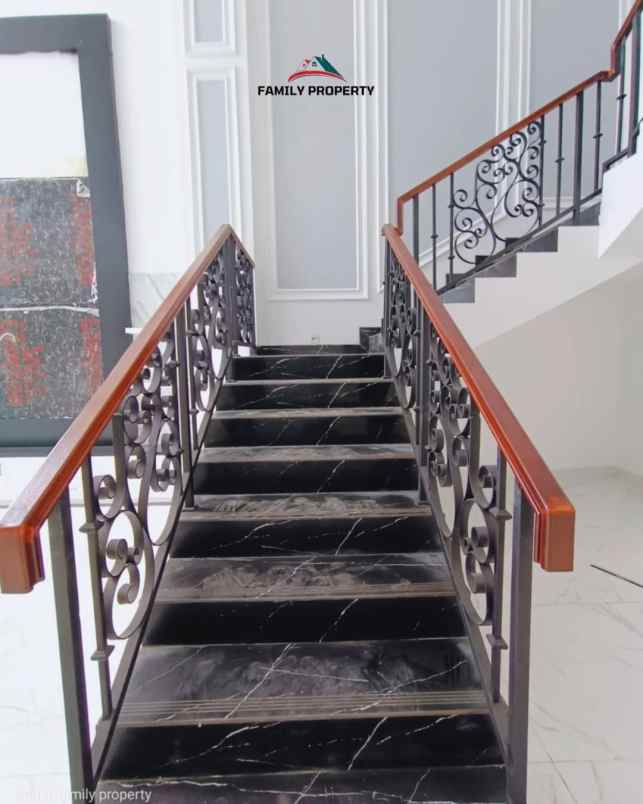 dijual rumah jalan raya joglo kembangan