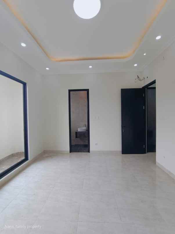 dijual rumah jalan raya kelapa dua