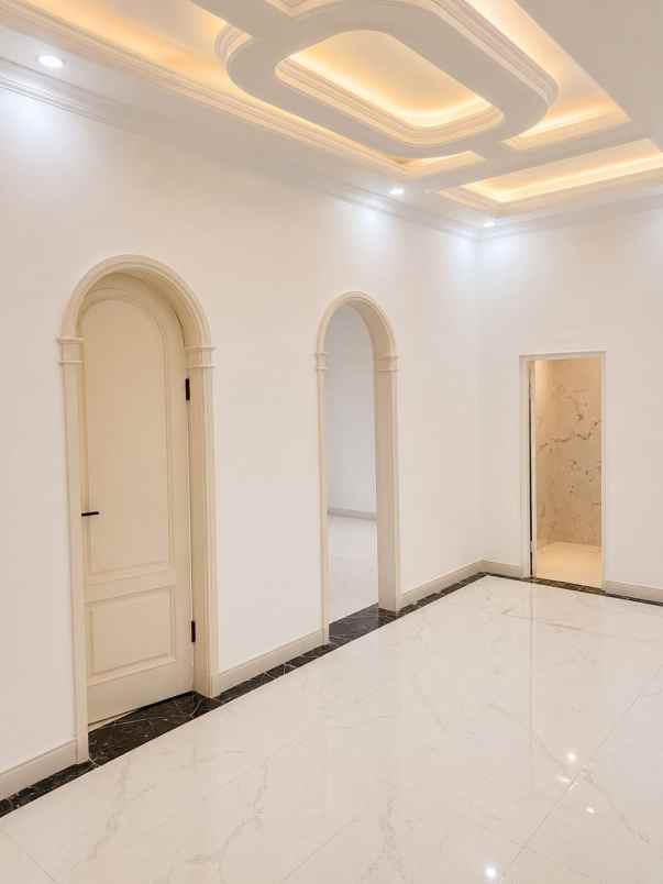 dijual rumah jalan sulfat blimbing kota