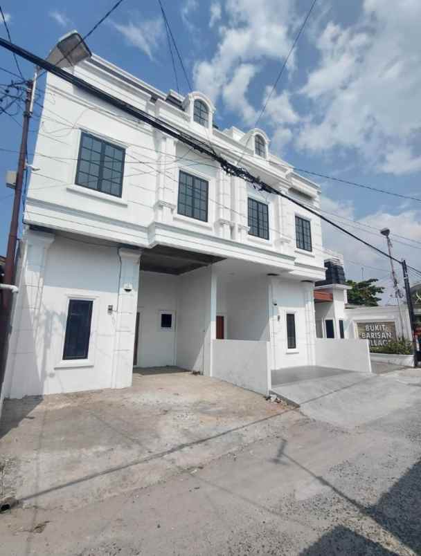 dijual rumah jalan tertib bukit barisan