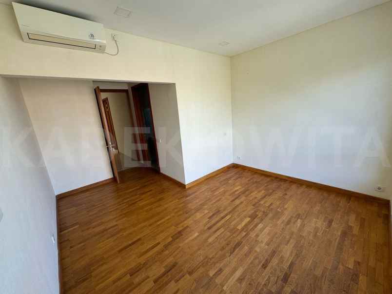 dijual rumah jalan tukad badung renon