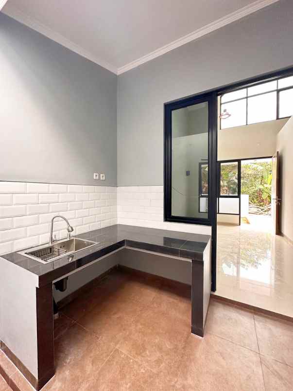 dijual rumah jatiasih