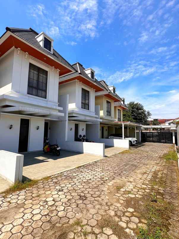 dijual rumah jatimekar